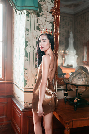 Load image into Gallery viewer, Golden Girl