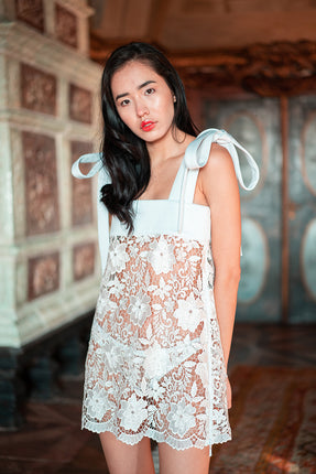 Load image into Gallery viewer, Princess White